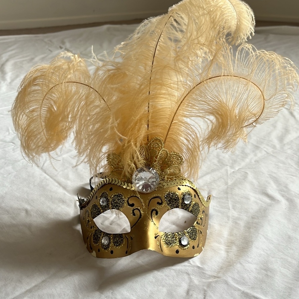 Handmade Masquerade Masks - Picture 2 of 6